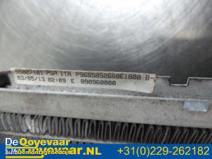 Kühler van een Citroën C3 (SC) 1.6 HDi 92 2013