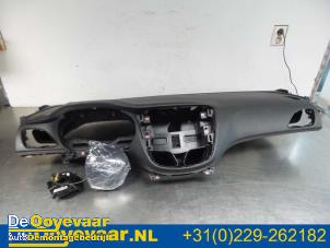Usagé Set de airbag Opel Karl 1.0 12V Prix € 499,99 Règlement à la marge proposé par Autodemontagebedrijf De Ooyevaar