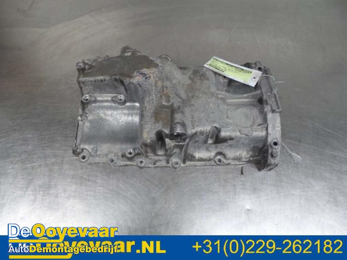 Usagé Couvercle carter Ford Focus 2 1.8 16V Prix € 19,99 Règlement à la marge proposé par Autodemontagebedrijf De Ooyevaar