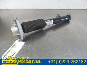 Used Rear shock absorber, right BMW X5 (F15) xDrive 25d 2.0 Price € 224,99 Margin scheme offered by Autodemontagebedrijf De Ooyevaar