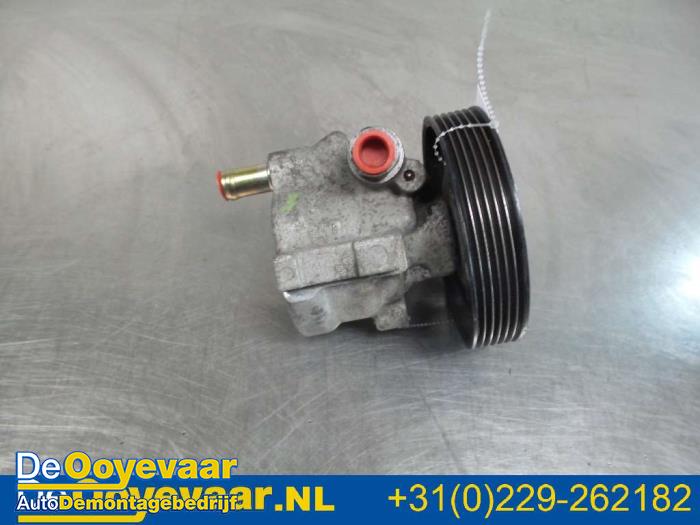 Usagé Pompe de direction Volvo V40 (VW) 1.9 D Prix € 9,99 Règlement à la marge proposé par Autodemontagebedrijf De Ooyevaar