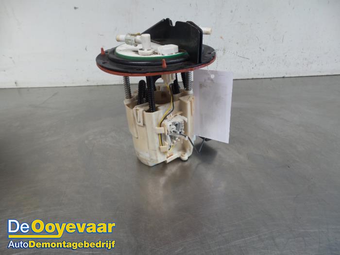 Usagé Pompe à carburant Subaru XV (GP) 2.0 D AWD 16V Prix € 49,99 Règlement à la marge proposé par Autodemontagebedrijf De Ooyevaar