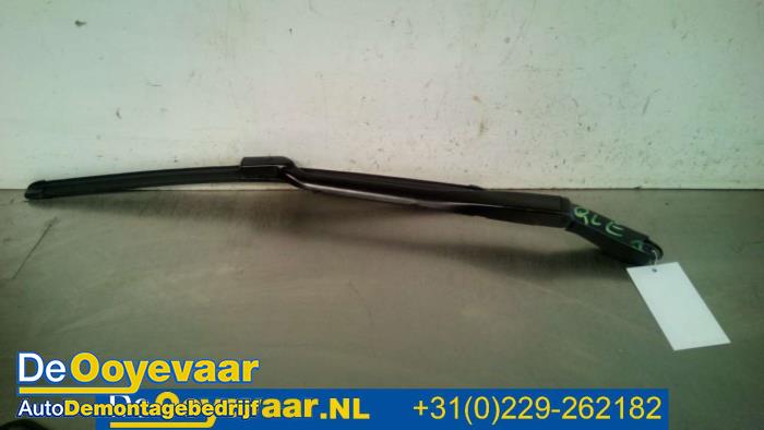 Mercedes GLE-Klasse Scheibenwischerarme vorne Vorrat 