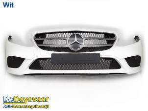 Usados Parachoques Mercedes C (W205) C-220d 2.0 Turbo 16V Precio € 799,99 Norma de margen ofrecido por Autodemontagebedrijf De Ooyevaar