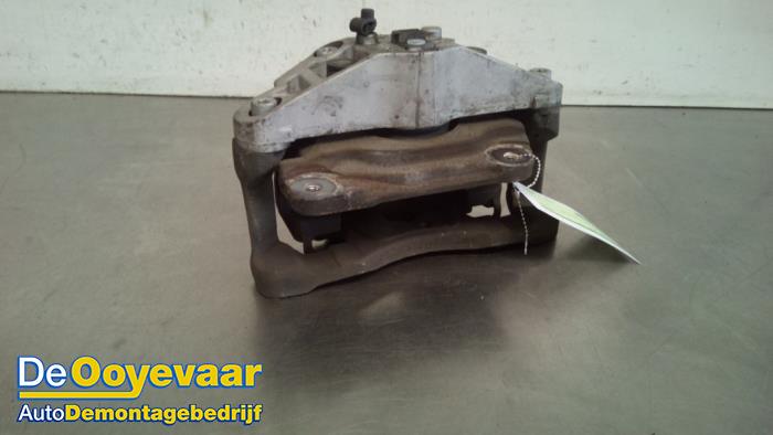 Front brake calliper, right from a Jaguar XJ (X351) 3.0 D V6 24V 2011
