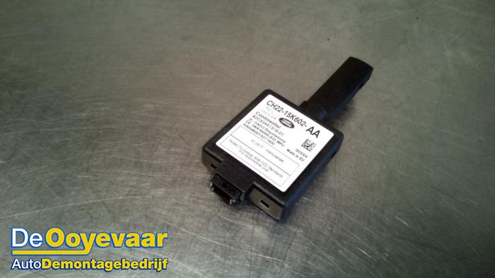 Używane Keyless Entry-Antena Jaguar XJ (X351) 3.0 D V6 24V Cena € 15,00 Procedura marży oferowane przez Autodemontagebedrijf De Ooyevaar
