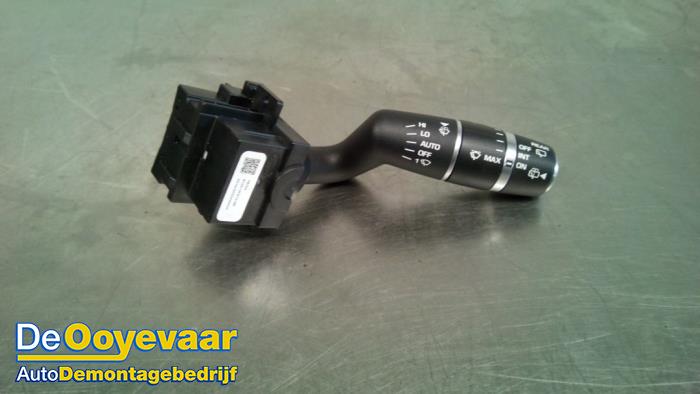Wiper switch from a Land Rover Range Rover Evoque (LVJ/LVS) 2.2 SD4 16V 2012