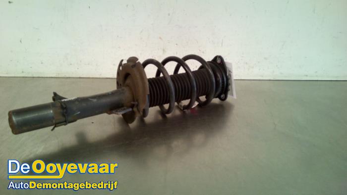 Front shock absorber rod, left from a Ford C-Max (DXA) 2.0 16V Energi 2015