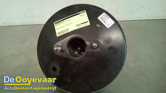 Usados Servofreno Opel Combo 1.3 CDTI 16V ecoFlex Precio € 15,00 Norma de margen ofrecido por Autodemontagebedrijf De Ooyevaar
