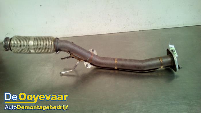 Used Exhaust front section Renault Kadjar (RFEH) 1.3 TCE 160 FAP 16V Price € 19,99 Margin scheme offered by Autodemontagebedrijf De Ooyevaar