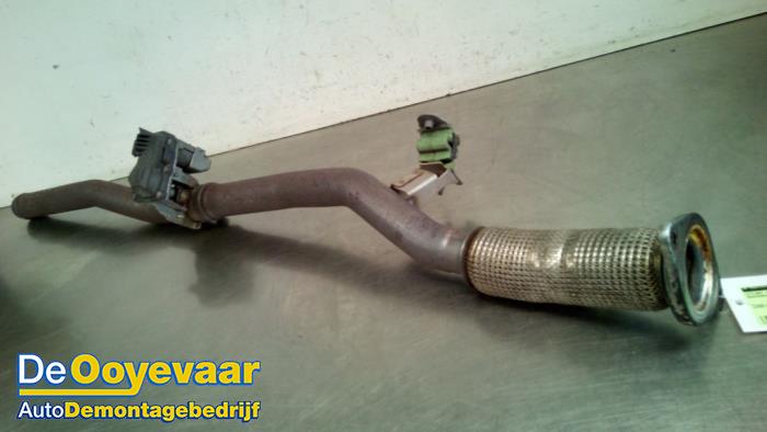 Begagnade Avgassystem, främre del Mercedes Citan (415.6) 1.5 109 CDI Pris € 39,99 Marginaltabell erbjuds av Autodemontagebedrijf De Ooyevaar