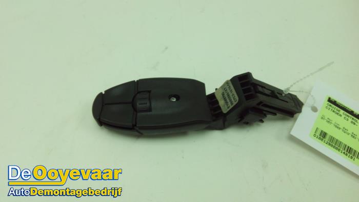 Cruise control switch from a Citroën C3 (SC) 1.6 HDi 92 2012