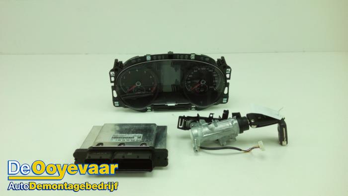 Used Ignition lock + computer Volkswagen Golf VII Variant (AUVV) 1.2 TSI BlueMotion 16V Price € 149,99 Margin scheme offered by Autodemontagebedrijf De Ooyevaar
