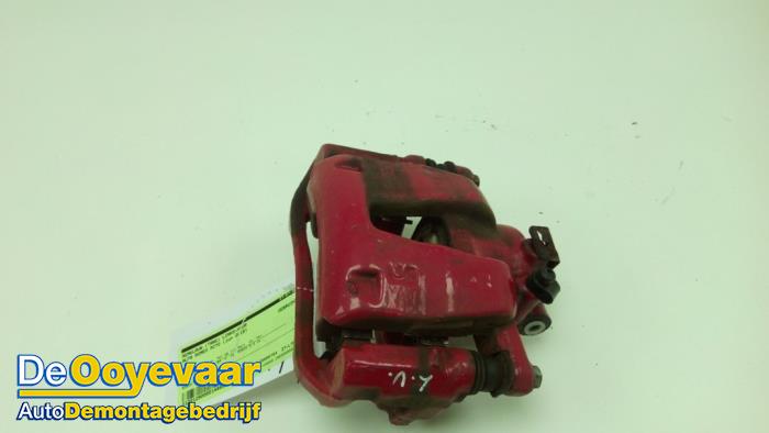 Usagé Etrier de frein avant gauche Alfa Romeo MiTo (955) 1.4 Multi Air 16V Prix € 19,99 Règlement à la marge proposé par Autodemontagebedrijf De Ooyevaar