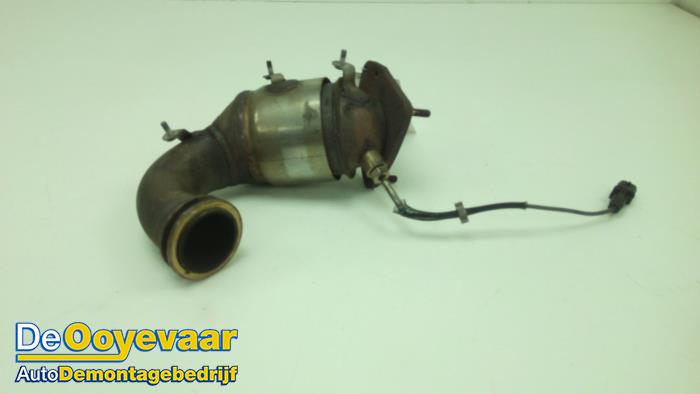 Catalytic converter from a Opel Astra H SW (L35) 1.9 CDTi 16V 120 2007