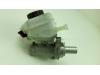 Master cylinder from a BMW 3 serie Touring (F31) 316d 2.0 16V 2015