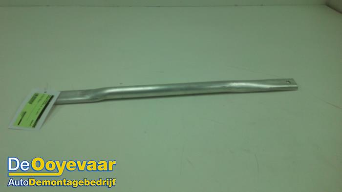 Begagnade Stöd (diverse) Mercedes E Estate (S213) E-220d 2.0 Turbo 16V 4-Matic Pris € 9,99 Marginaltabell erbjuds av Autodemontagebedrijf De Ooyevaar