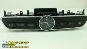 Used Radio control panel Mercedes E (W213) E-200 2.0 Turbo 16V Price € 119,99 Margin scheme offered by Autodemontagebedrijf De Ooyevaar