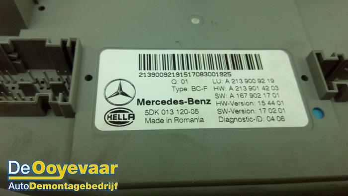 Módulo de confort de un Mercedes-Benz E (W213) E-200 2.0 Turbo 16V 2017