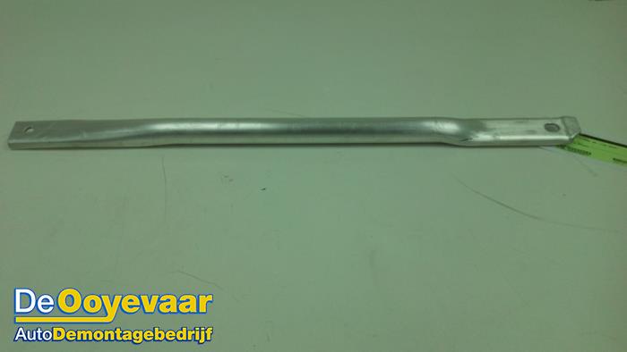 Usagé Support (divers) Mercedes E (W213) E-200 2.0 Turbo 16V Prix € 9,99 Règlement à la marge proposé par Autodemontagebedrijf De Ooyevaar
