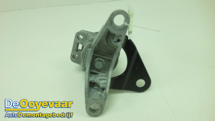 Engine mount from a Volvo V60 I (FW/GW) 1.6 DRIVe 2013