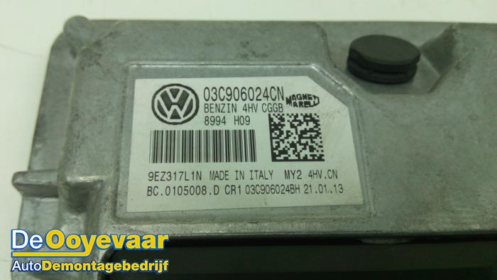 Calculateur moteur d'un Volkswagen Polo V (6R) 1.4 16V 2013