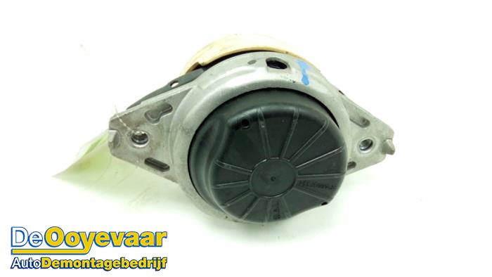 Used Engine mount Mercedes GLE (W166) 3.0 43 AMG V6 24V 4-Matic Price € 39,99 Margin scheme offered by Autodemontagebedrijf De Ooyevaar