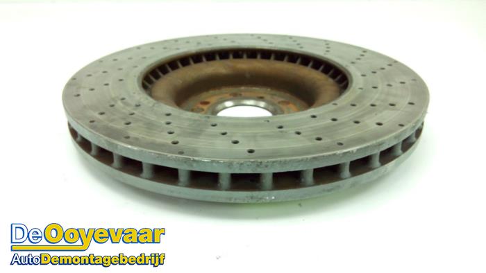 Front brake disc from a Mercedes-Benz GLE (W166) 43 AMG 3.0 V6 24V Turbo 4-Matic 2018
