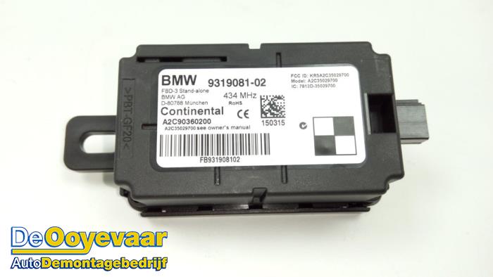 ACC sensor (distance) from a BMW 2 serie Gran Tourer (F46) 218d 2.0 TwinPower Turbo 16V 2015