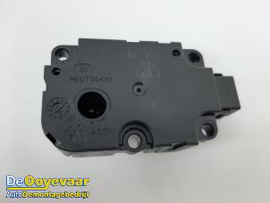 Used Heater valve motor Mercedes S (A217) 5.5 S-63 AMG V8 32V Biturbo 4-Matic Price € 34,98 Margin scheme offered by Autodemontagebedrijf De Ooyevaar