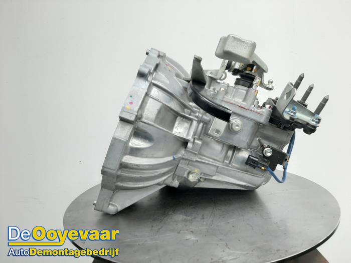 Gearbox from a Mitsubishi Space Star (A0) 1.2 12V 2020