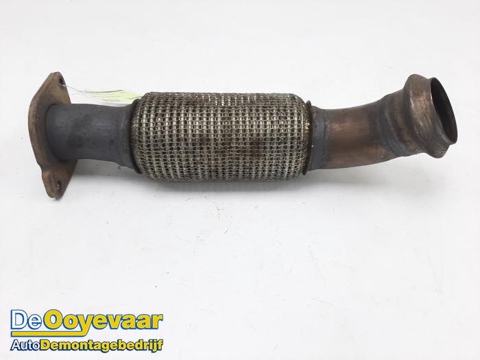 Begagnade Avgassystem, främre del Mercedes A (W176) 1.5 A-180 CDI, A-180d 16V Pris € 29,99 Marginaltabell erbjuds av Autodemontagebedrijf De Ooyevaar