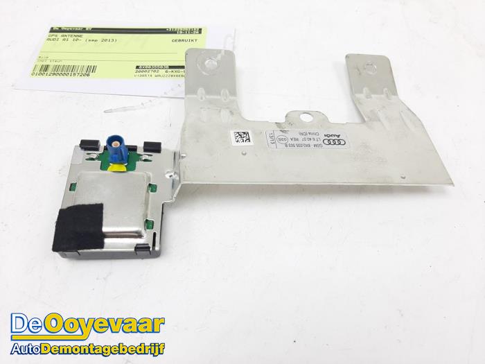 Używane Antena GPS Audi A1 Sportback (8XA/8XF) 1.2 TFSI Cena € 9,99 Procedura marży oferowane przez Autodemontagebedrijf De Ooyevaar