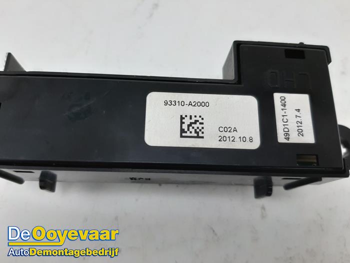 Interruptor PDC de un Kia Cee'd Sportswagon (JDC5) 1.6 GDI 16V 2012