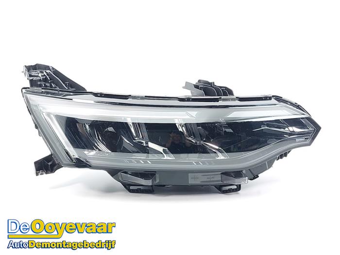 Używane Reflektor prawy Renault Talisman (RFDL) 1.8 TCe 225 EDC Cena € 399,99 Procedura marży oferowane przez Autodemontagebedrijf De Ooyevaar