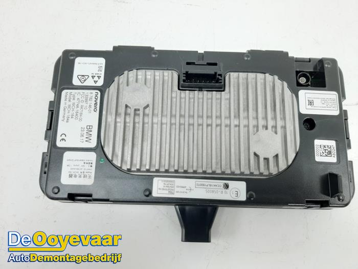 Phone module from a BMW 5 serie (G30) 530d xDrive 3.0 TwinPower Turbo 24V 2019