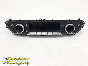 Used Heater control panel Audi A4 Avant (B9) 2.0 TDI 16V Price € 194,99 Margin scheme offered by Autodemontagebedrijf De Ooyevaar