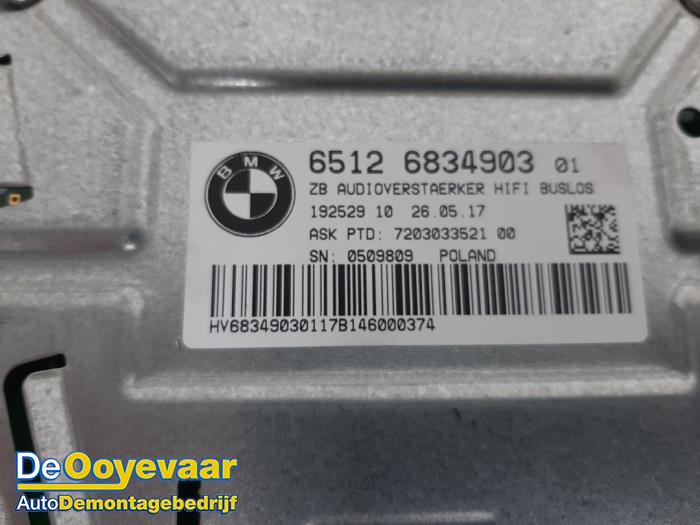 Amplificador de radio de un BMW 5 serie (G30) 530d xDrive 3.0 TwinPower Turbo 24V 2019