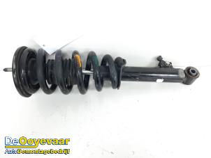 Used Front shock absorber rod, right Mitsubishi L-200 2.2 DI-D 4WD Price € 174,99 Margin scheme offered by Autodemontagebedrijf De Ooyevaar