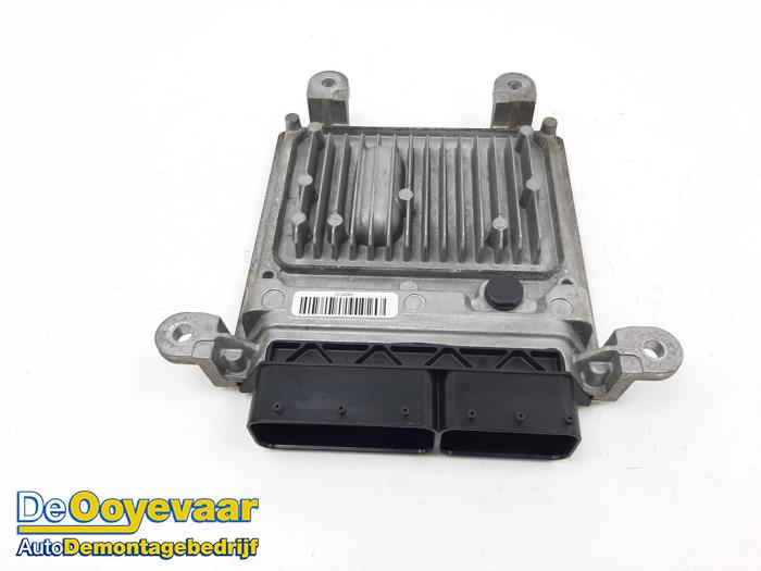 Used Engine management computer Mercedes E (R207) E-250 CDI,d 16V BlueEfficiency, BlueTEC Price € 149,99 Margin scheme offered by Autodemontagebedrijf De Ooyevaar