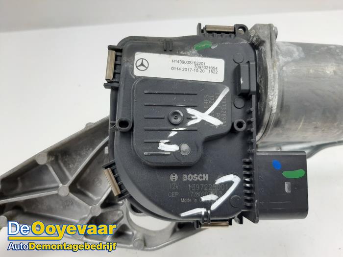 Silnik i mechanizm wycieraczki z Mercedes-Benz E Estate (S213) E-200d 2.0 Turbo 16V 2018