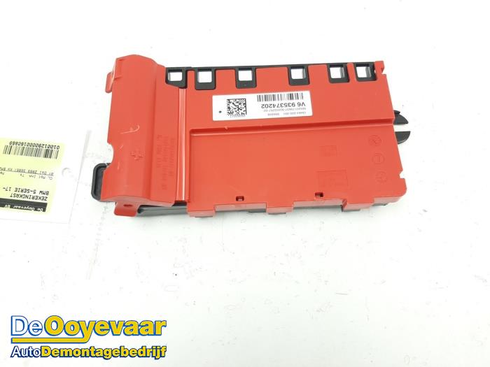 Bottom trim – 353742