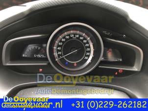 Used Instrument panel Mazda 3 (BM/BN) 2.0 SkyActiv-G 16V Price € 159,99 Margin scheme offered by Autodemontagebedrijf De Ooyevaar