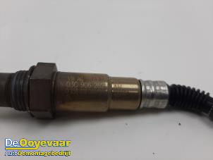 Lambda probe from a Volkswagen Touran (1T3) 1.4 16V TSI 140 2012