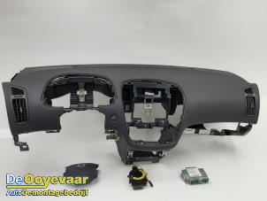 Usados Juego y módulo de airbag Kia Cee'd (EDB5) 1.4 CVVT 16V Precio € 149,99 Norma de margen ofrecido por Autodemontagebedrijf De Ooyevaar