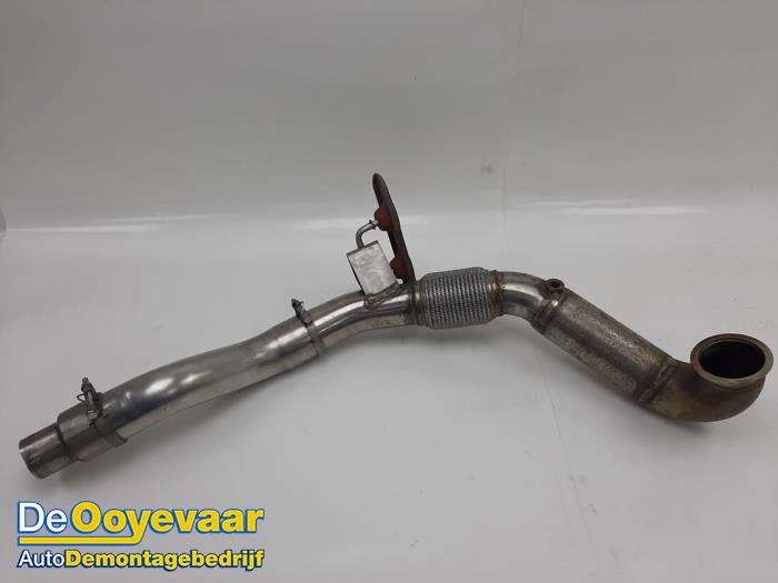 Exhaust front section from a Audi A3 Sportback (8VA/8VF) 1.8 TFSI 16V 2013