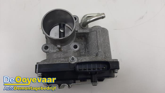 Gebrauchte Drosselklappengehäuse Mitsubishi Space Star (A0) 1.0 12V Preis € 49,99 Margenregelung angeboten von Autodemontagebedrijf De Ooyevaar