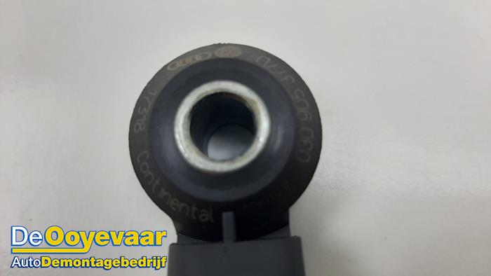 Detonation sensor from a Volkswagen Polo VI (AW1) 1.0 TSI 12V 2018