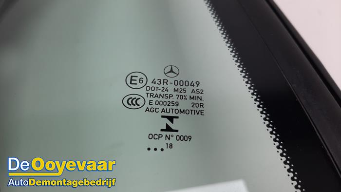 Mecanismo de ventanilla de 2 puertas derecha detrás de un Mercedes-Benz C (R205) C-43 AMG 3.0 V6 24V Turbo 4-Matic 2017