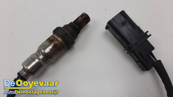 Lambda probe from a Mercedes-Benz A (W176) 1.6 A-180 16V 2013